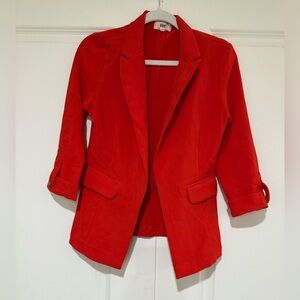 HAVE Los Angeles Red open front Blazersz M runs more like a small